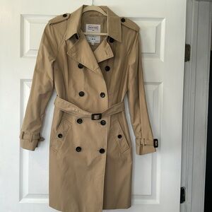 HUNTER Tan Trench Coat - Size 4/Small